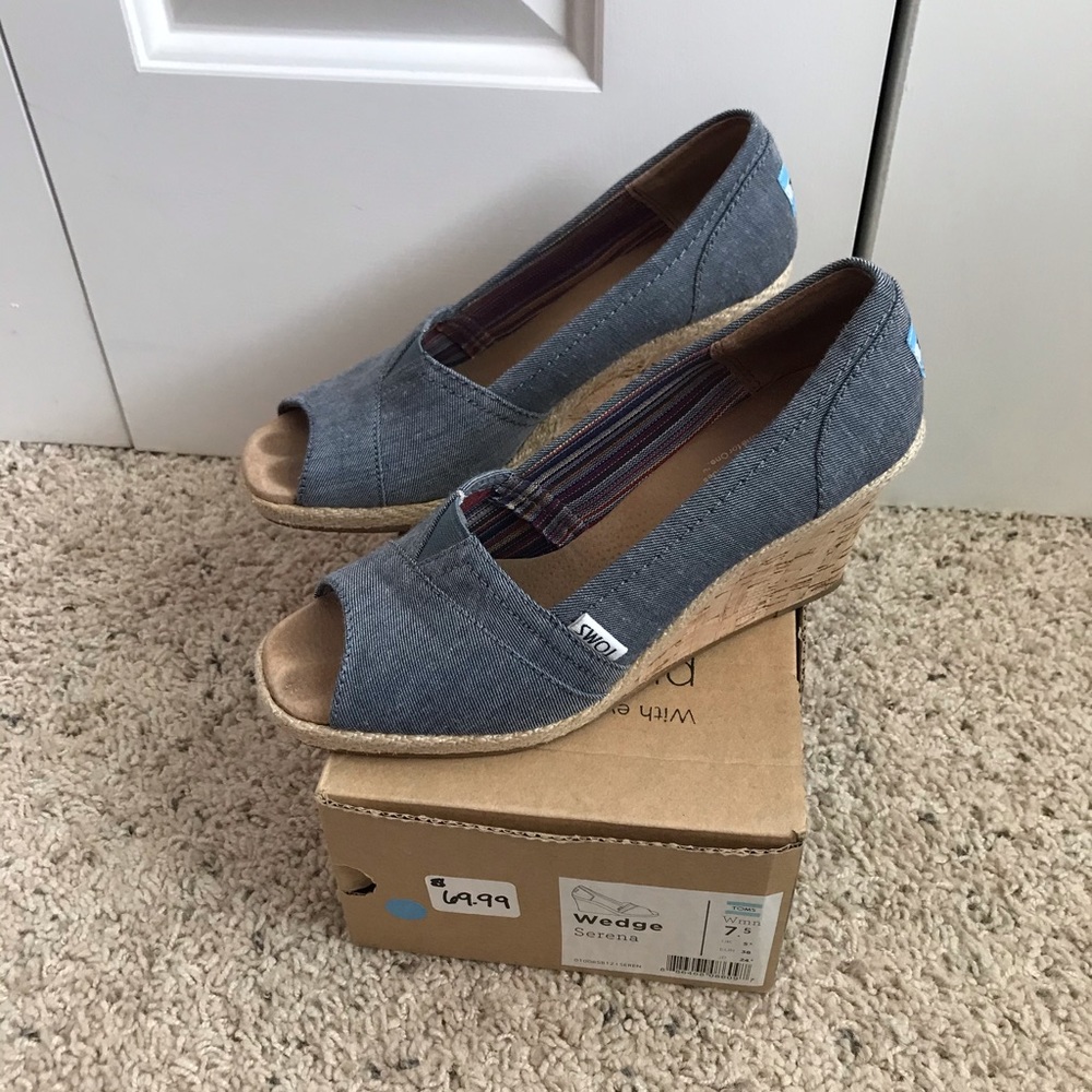 Toms  Wedges